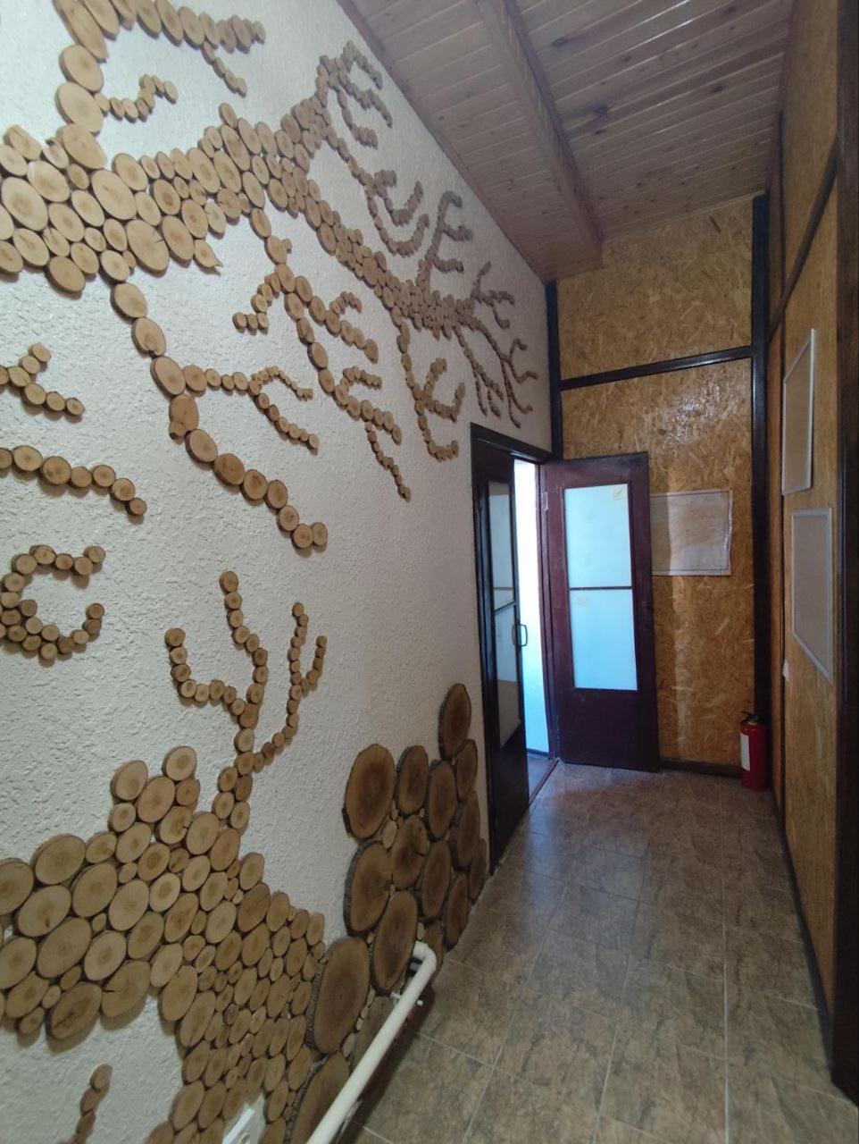 Urban Monkey Tent Hostel & Bar Каракол Экстерьер фото